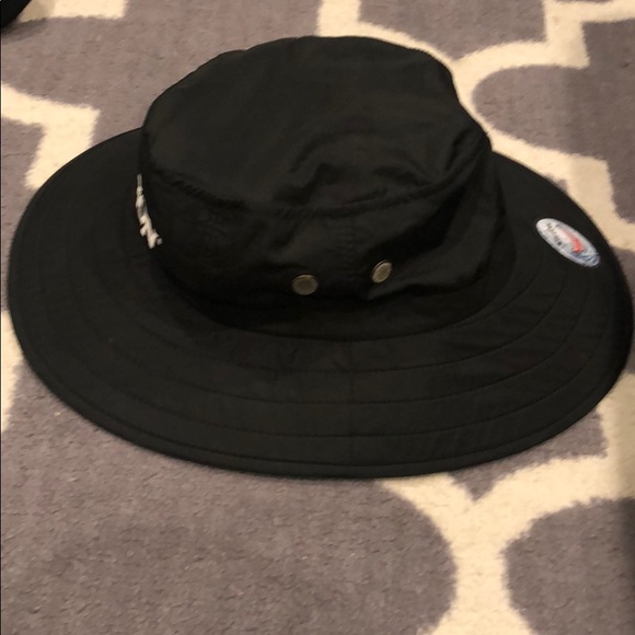 srixon bucket hat